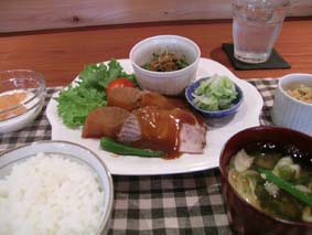 こもれびランチ